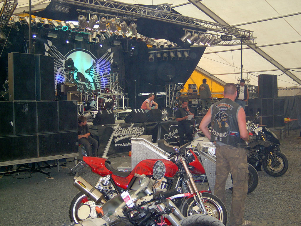 schleitzersatzparty0041.jpg